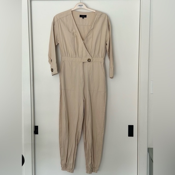 En Saison Cream Jumpsuit Elegant and Versatile - Picture 3 of 12